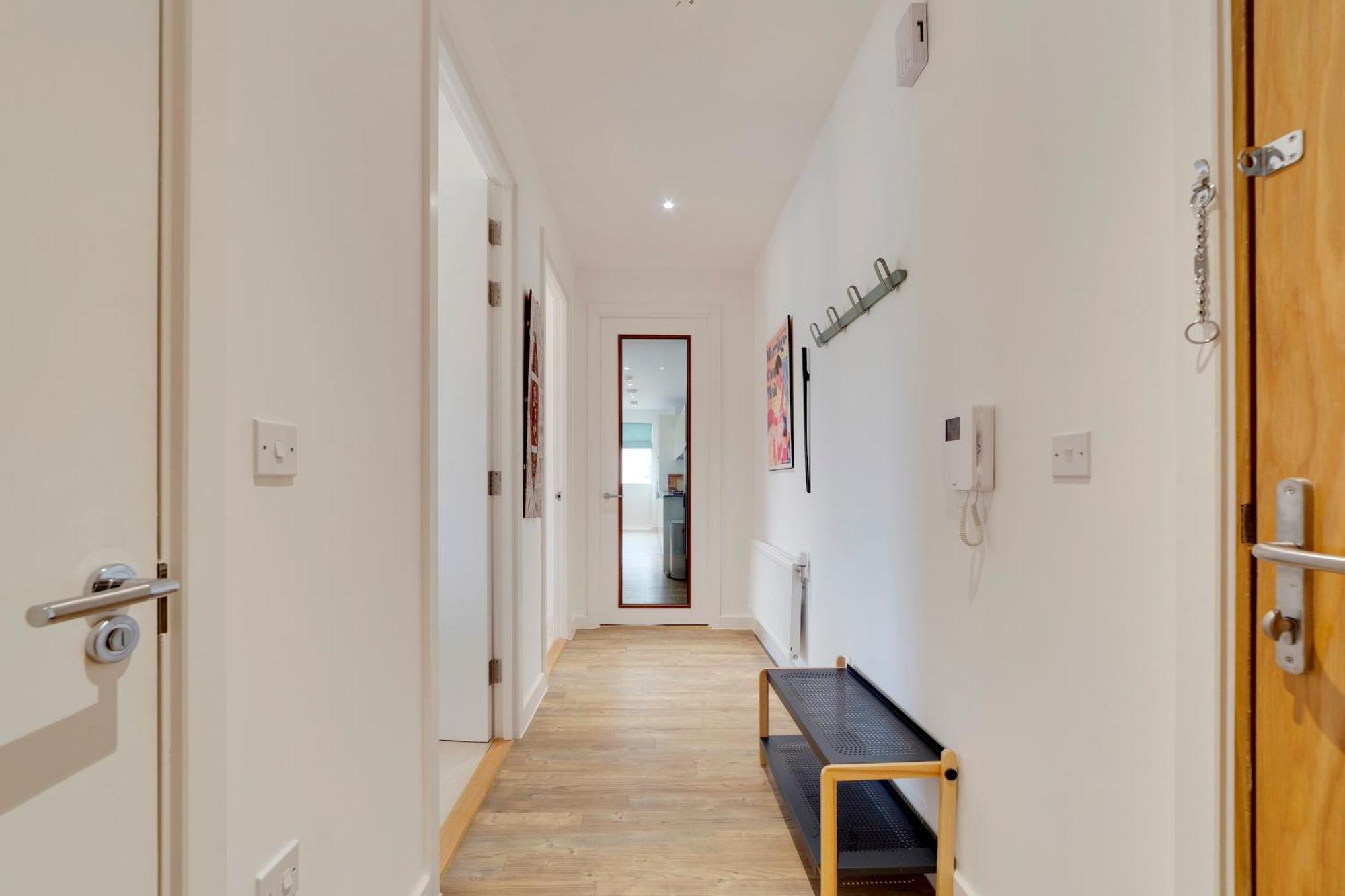 Pass The Keys Stunning And Spacious Modern Flat - Own Car Park CBG Eksteriør billede