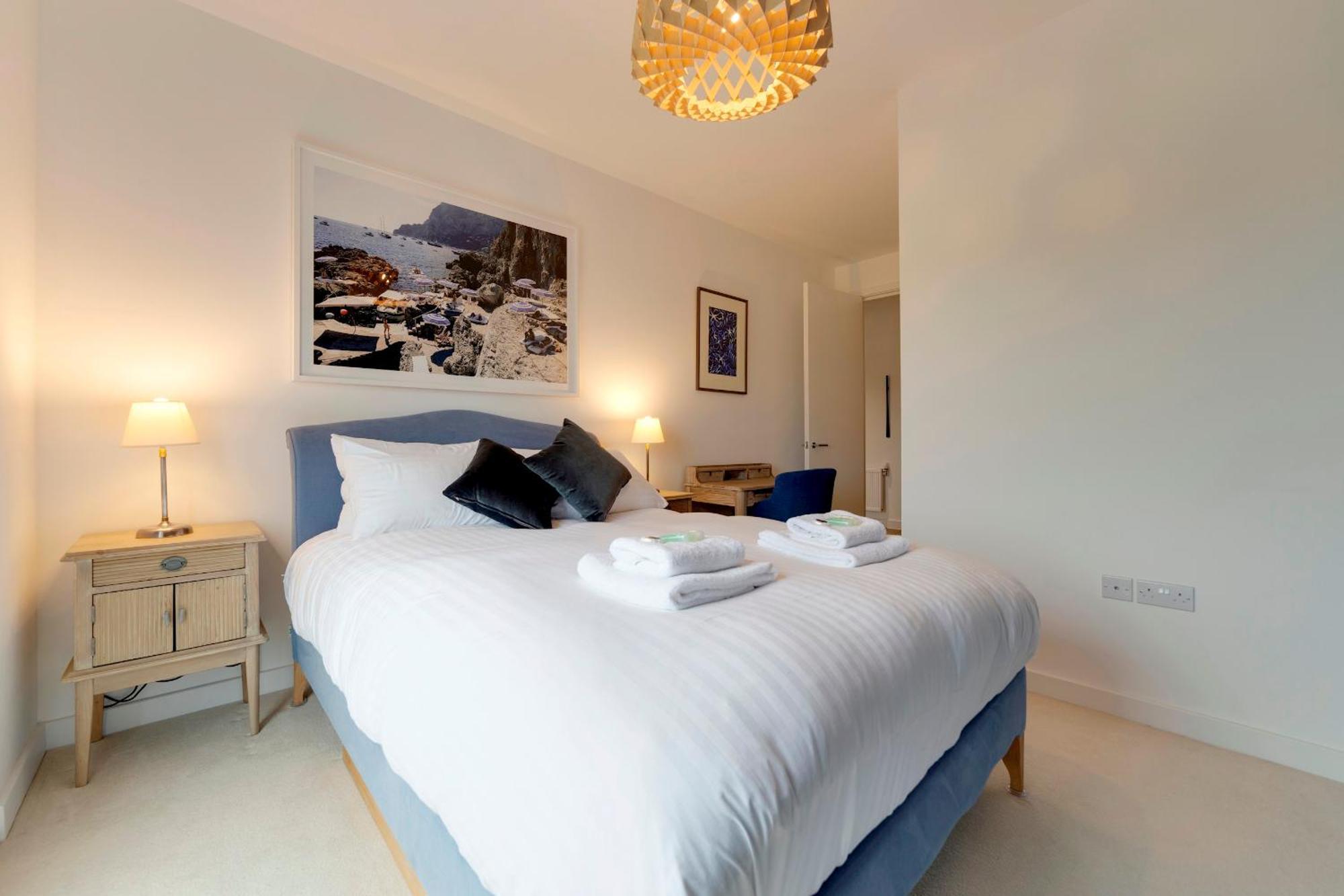 Pass The Keys Stunning And Spacious Modern Flat - Own Car Park CBG Eksteriør billede